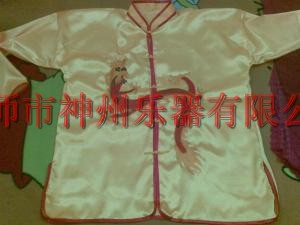 戏服